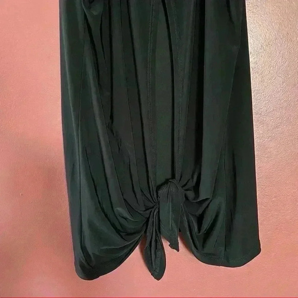 Onzie Black Tank - Picture 5 of 8